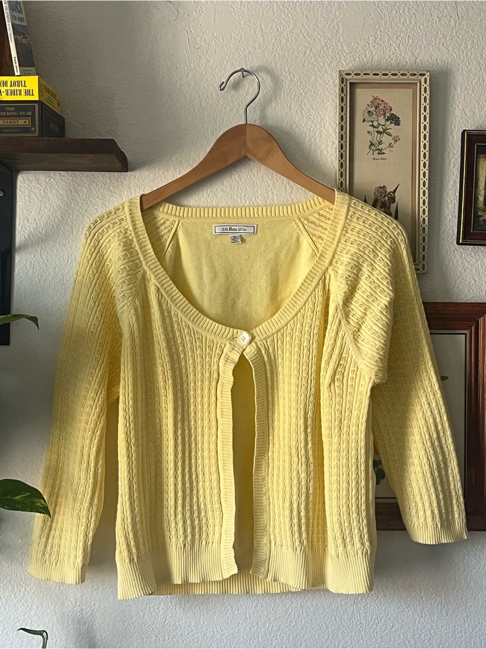 G.H. Bass & Co. 100% Cotton Butter Yellow Cardigan – Cable Knit Sweater